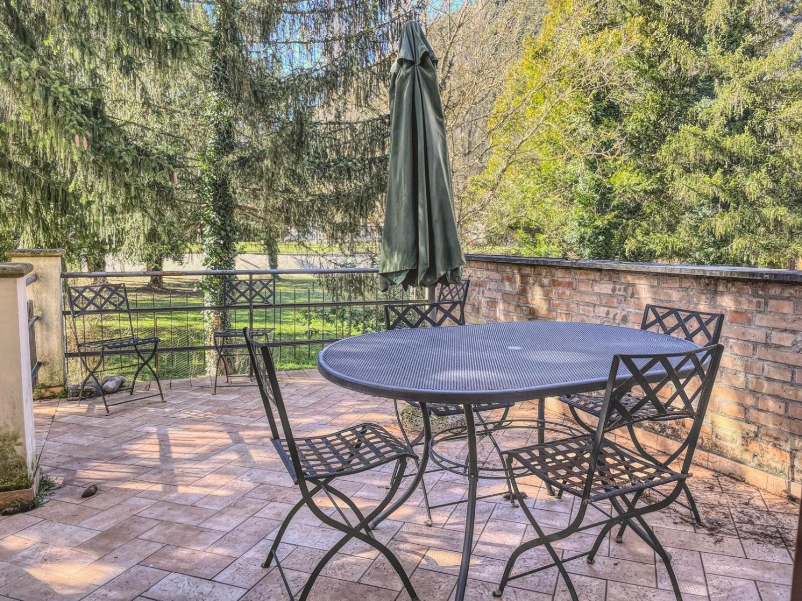 Garden House Villa Cerreto di Spoleto ภายนอก รูปภาพ